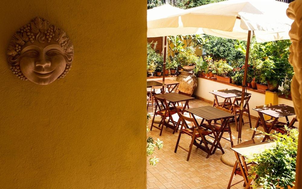 Hotel Donna Rosa SantʼAlessio Siculo Extérieur photo