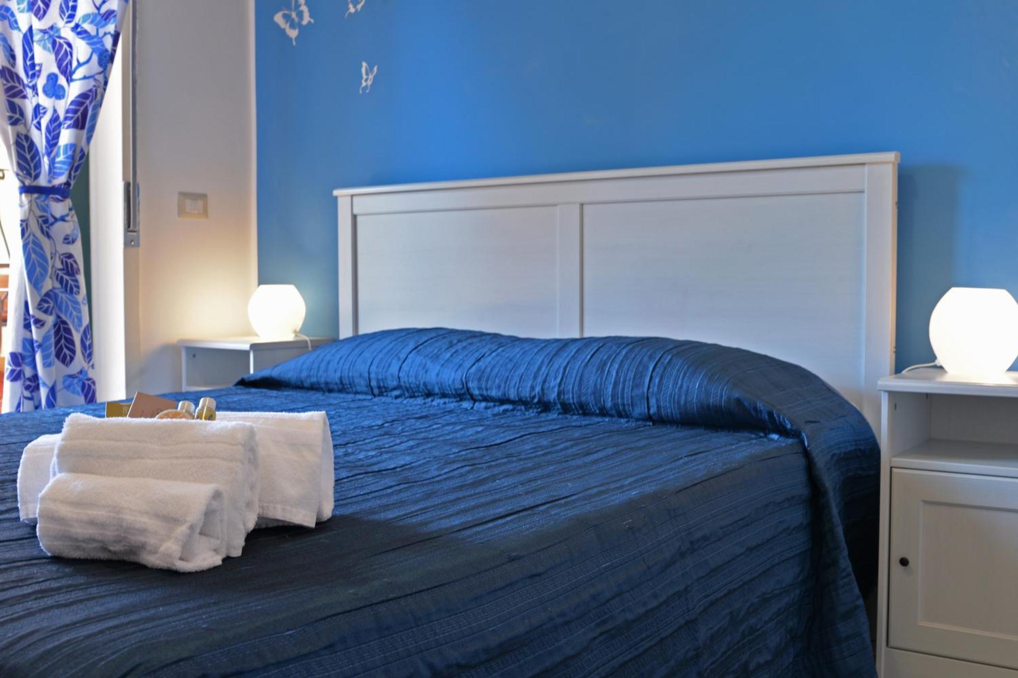Hotel Donna Rosa SantʼAlessio Siculo Extérieur photo