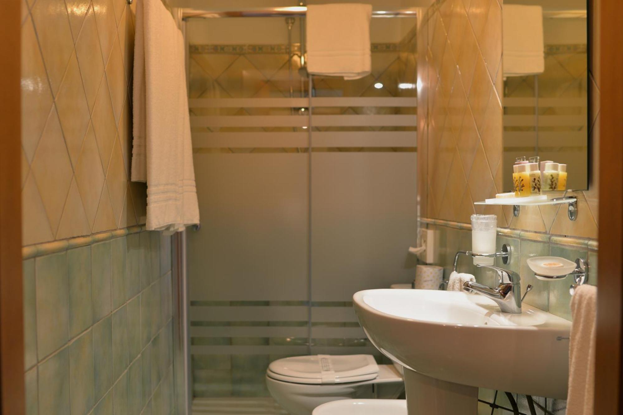 Hotel Donna Rosa SantʼAlessio Siculo Extérieur photo