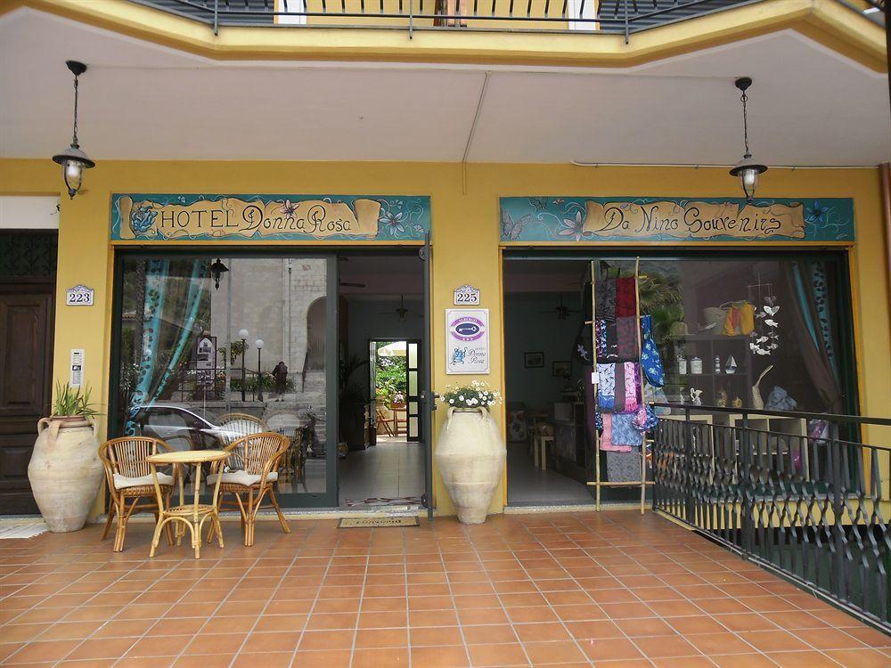 Hotel Donna Rosa SantʼAlessio Siculo Extérieur photo