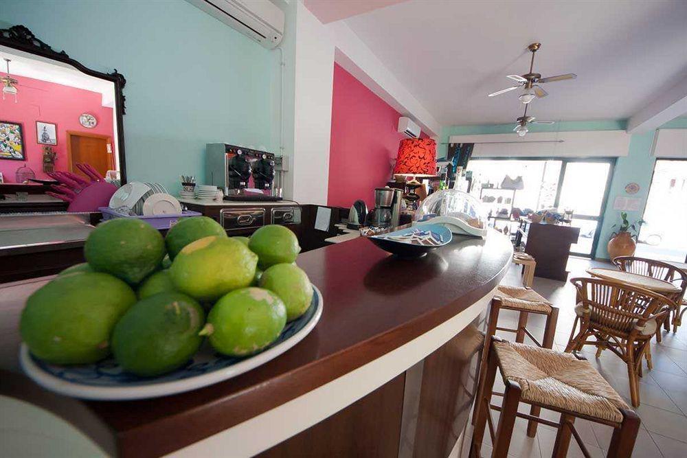 Hotel Donna Rosa SantʼAlessio Siculo Extérieur photo