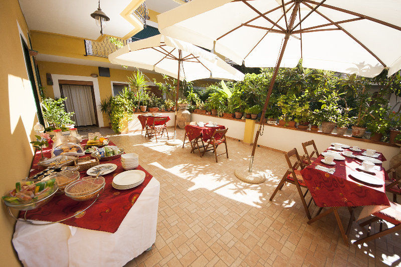 Hotel Donna Rosa SantʼAlessio Siculo Extérieur photo