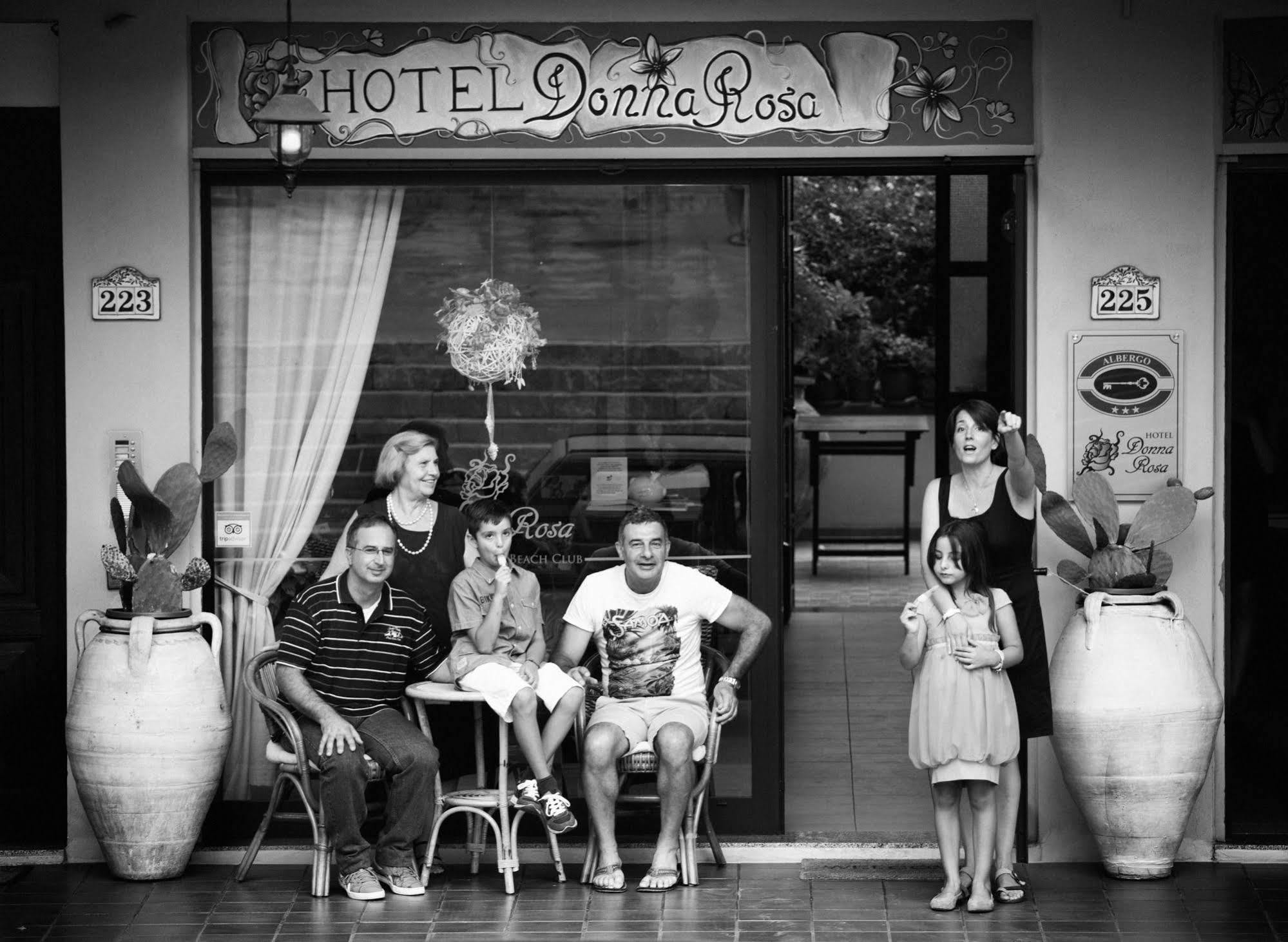 Hotel Donna Rosa SantʼAlessio Siculo Extérieur photo