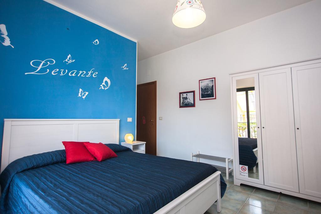 Hotel Donna Rosa SantʼAlessio Siculo Extérieur photo